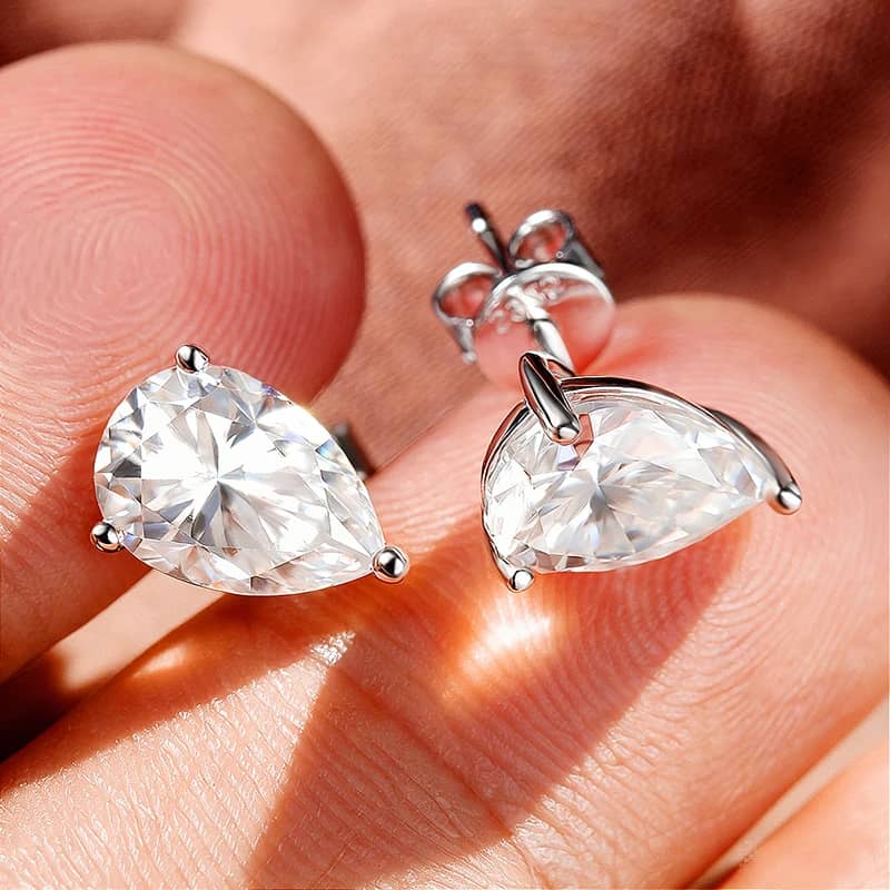 Teardrop Radiance | Pear-Cut VVS1 Moissanite Studs in S925 Silver - Thumbnail 10