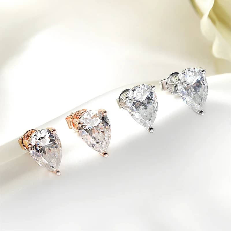 Teardrop Radiance | Pear-Cut VVS1 Moissanite Studs in S925 Silver