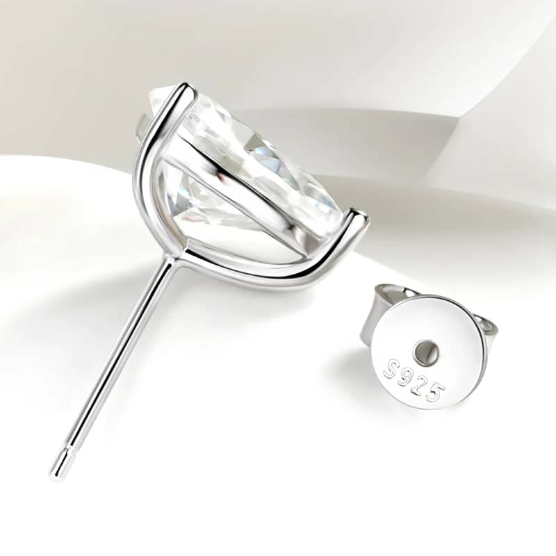 Teardrop Radiance | Pear-Cut VVS1 Moissanite Studs in S925 Silver - Thumbnail 2