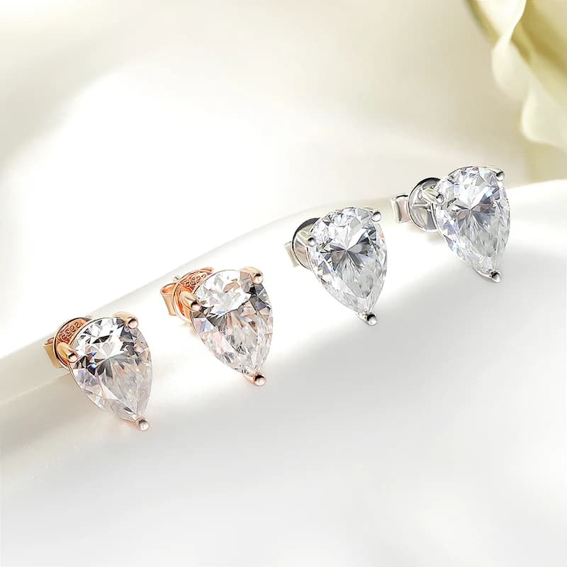 Teardrop Radiance | Pear-Cut VVS1 Moissanite Studs in S925 Silver - Image 1