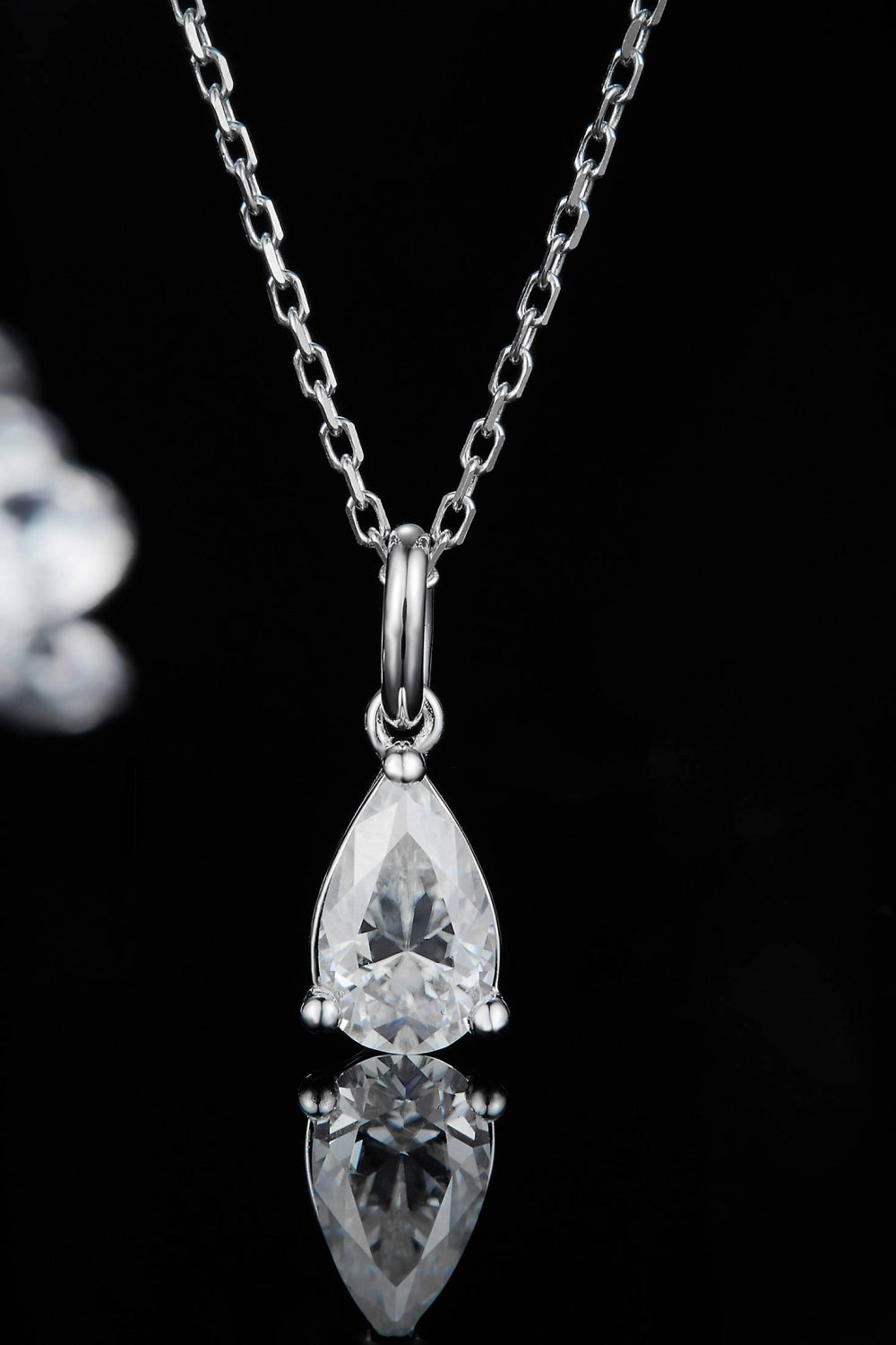 Brilliant Essence 1 Carat Moissanite Sterling Silver Necklace