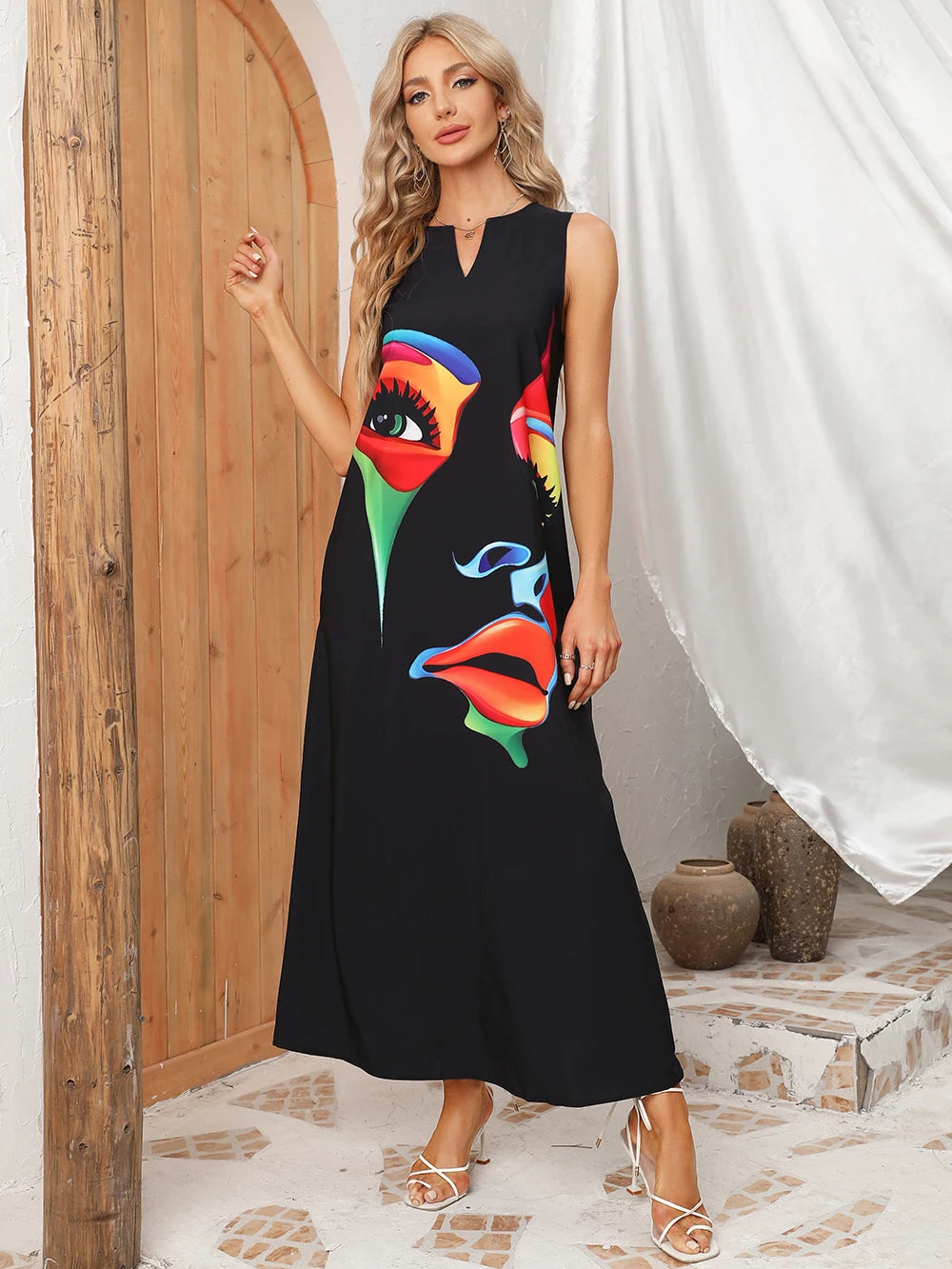 Black Sleeveless V-neck Loose Print Vintage Beach Party Dresses